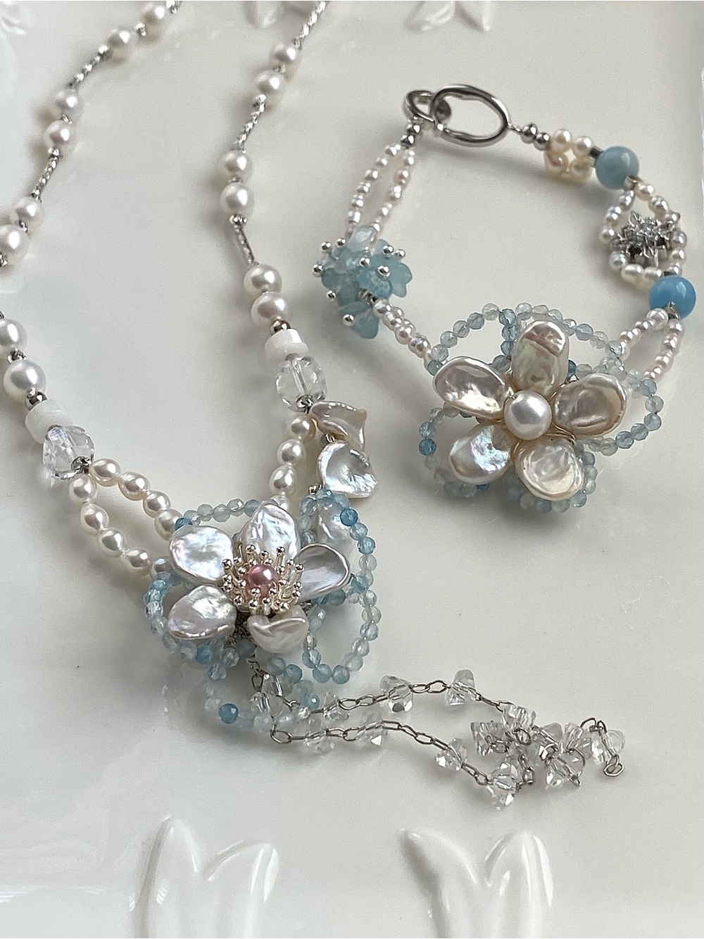 GP90-Handmade Aquamarine And Flower Petal Pearl Necklace And Bracelet Set